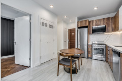 303-1168-Pendrell-St-Vancouver-360hometours-05