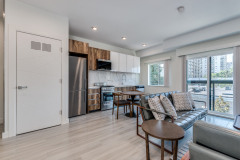 306-1168-Pendrell-St-Vancouver-360hometours-02