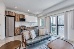 306-1168-Pendrell-St-Vancouver-360hometours-07