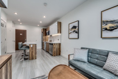 309-1168-Pendrell-St-Vancouver-360hometours-09