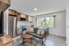 402-1168-Pendrell-St-Vancouver-360hometours-02