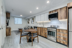 102-1168-Pendrell-St-Vancouver-360hometours-01