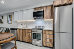 102-1168-Pendrell-St-Vancouver-360hometours-02