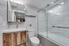 102-1168-Pendrell-St-Vancouver-360hometours-13