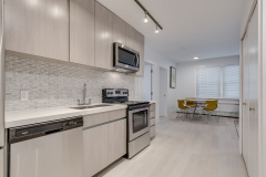 203-1425-Haro-St-Vancouver-360hometours-01s